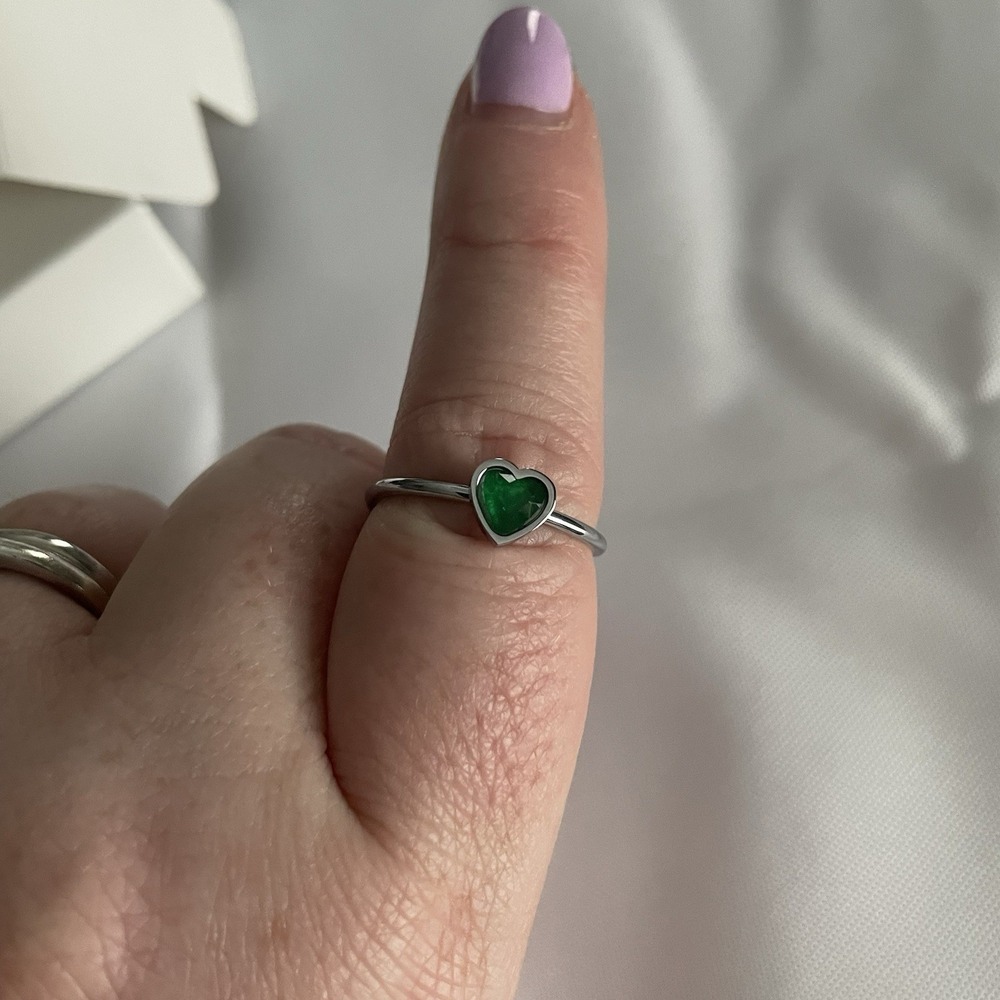 Abbott Lyon Mini Heart Birthstone Ring One Size Silver Green Emerald May - Picture 7 of 7